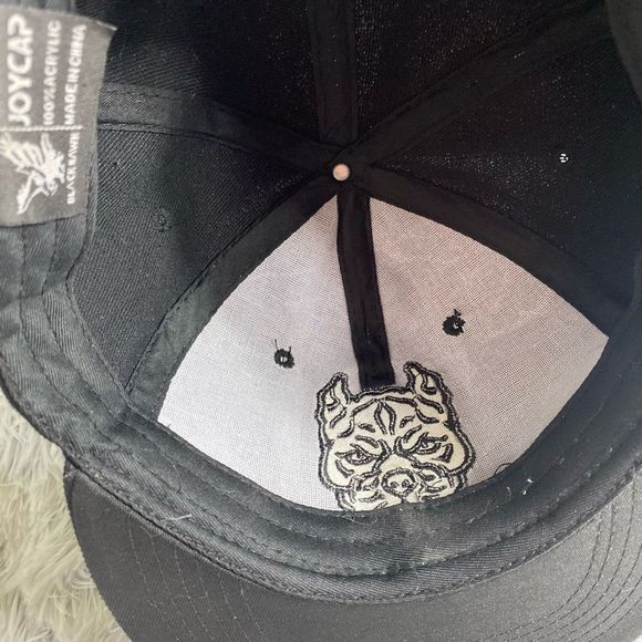 Black Hawk Pitbull SnapBack Baseball Cap - Picture 3 of 4